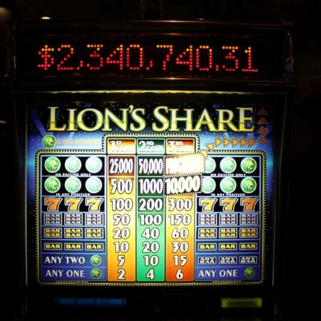 Hráč vyhrál $2,4m na stroji, na němž 15 let nepadl jackpot