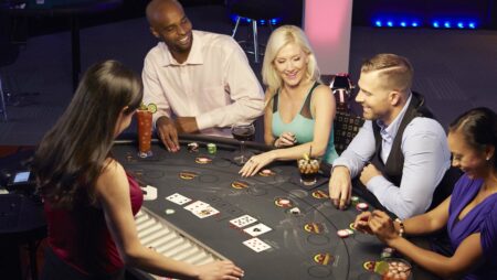 Strategie pro baccarat: Dají se ve hře počítat karty?