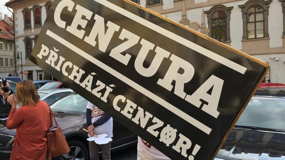 Jak hrát v casinu bez české licence?