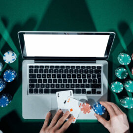 Ministerstvo financí udělilo první pokutu nelegálnímu online casinu