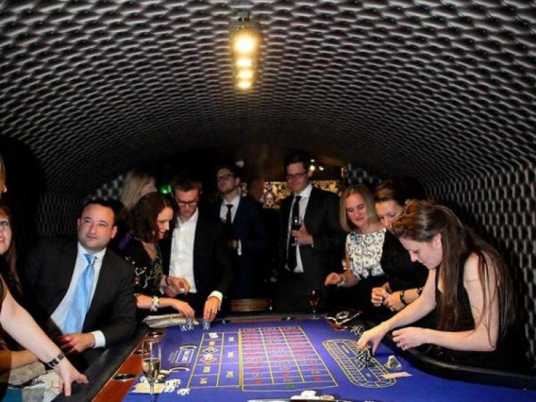 nejmenší kasino v podzemí