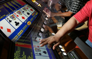 Hrajete video poker? Tady máte 5 rad, bez kterých se neobejdete