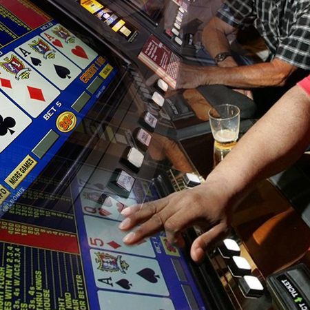 Hrajete video poker? Tady máte 5 rad, bez kterých se neobejdete